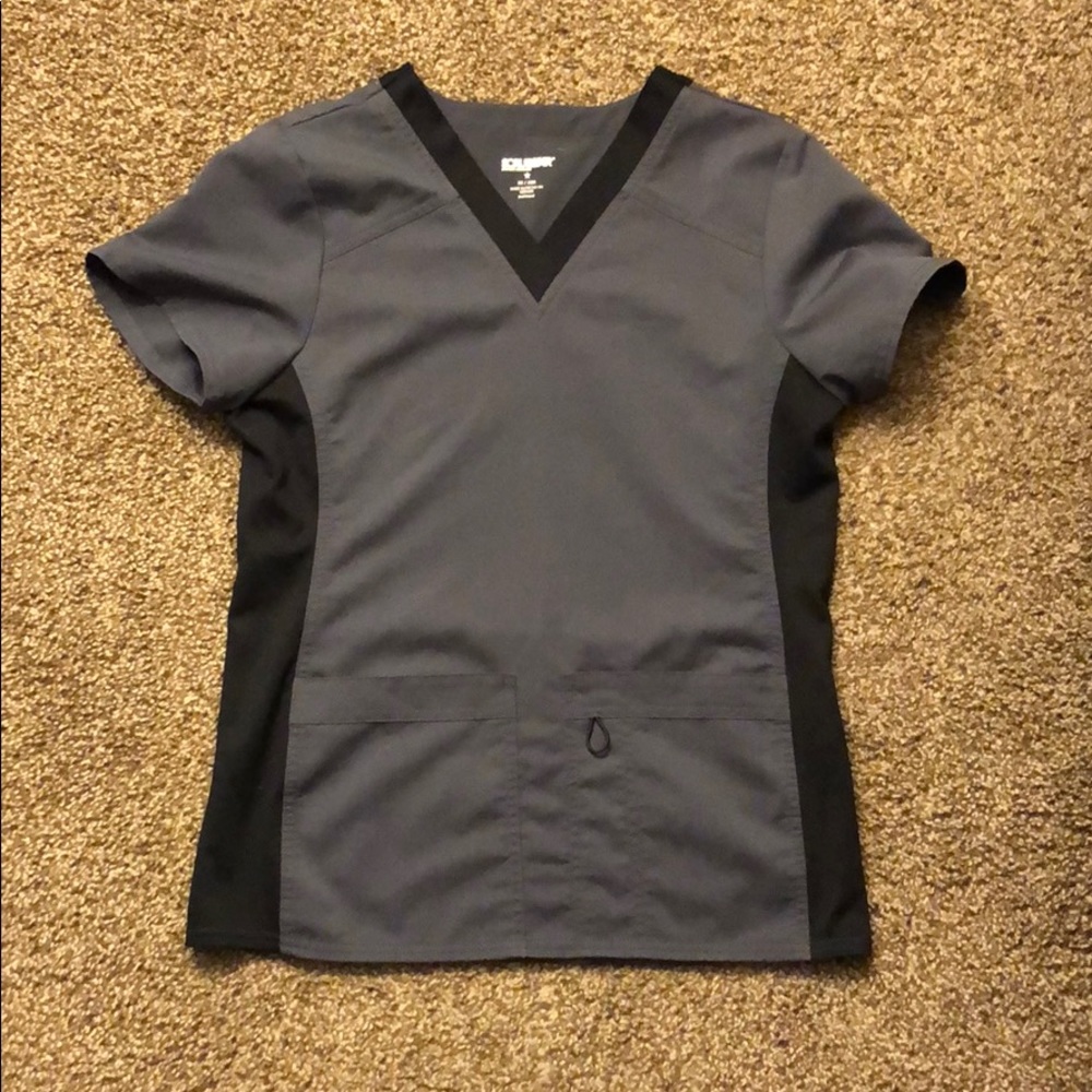 Grey/black scrub top